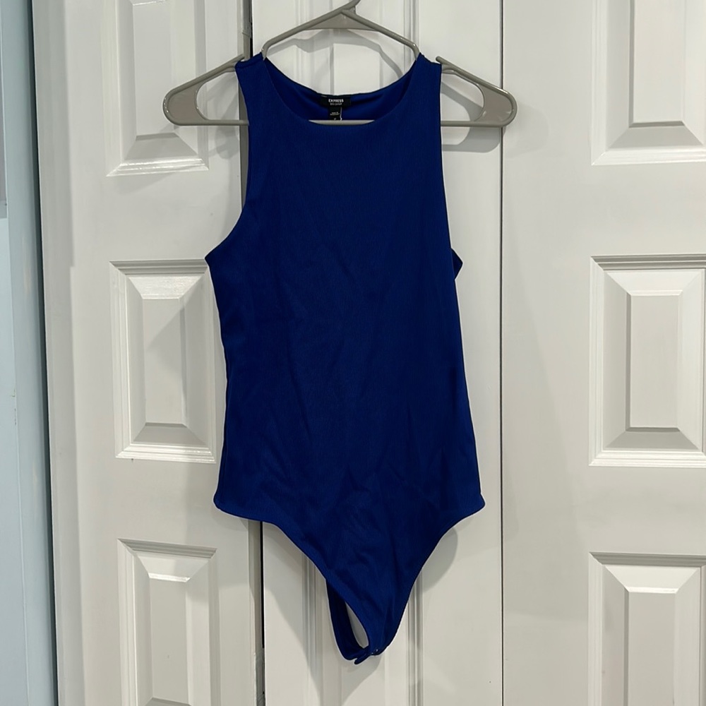 Express body contour bodysuit in size M